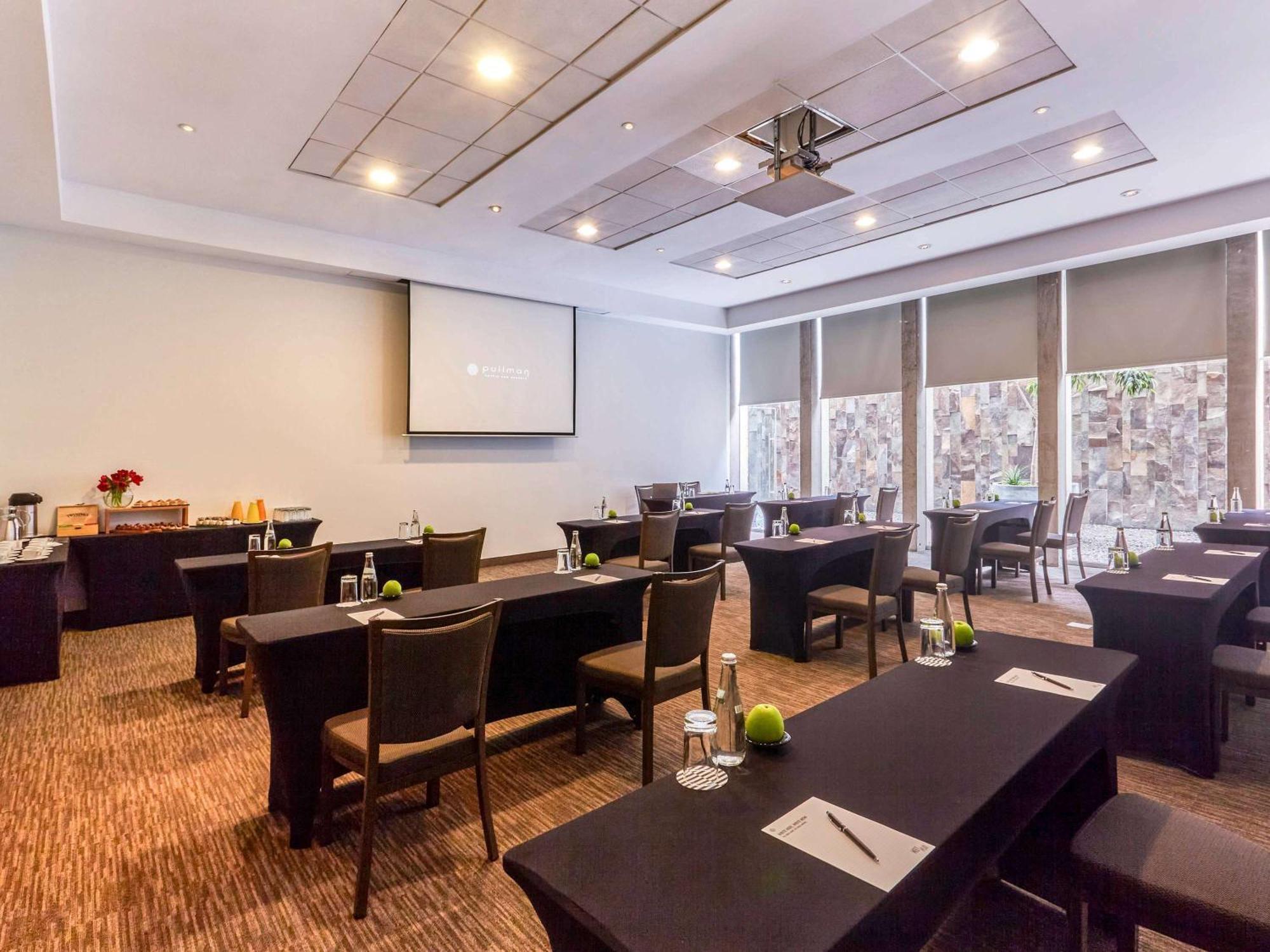 Hotel Pullman Lima San Isidro Exteriér fotografie